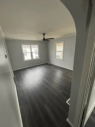 2 bed, 696 sqft, $1,200 — Photo 3