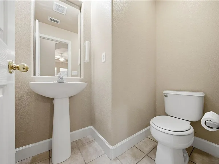4319 Cadee Ct — Photo 21