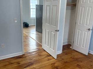 63 Seymour St APT 3, Worcester, MA 01610