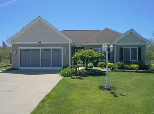 6588 Bartz Rd, Lockport, NY 14094