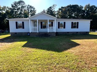 18 Cold Camp Rd, Parkton, NC 28371