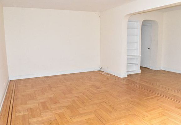 4th image of 570 Fort Washington Ave APT 34A