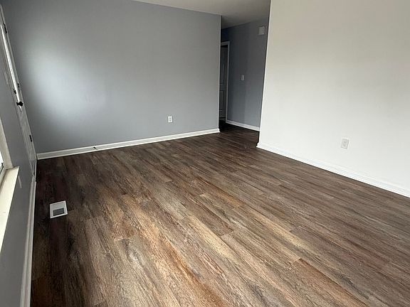 5th image of 1314 Harry St
