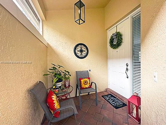 3rd image of 5267 Brookview Dr