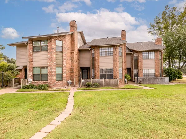 2400 Longmire Dr APT 402, College Station, TX 77845