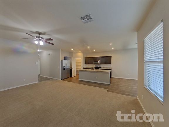 4th image of 37334 W Capri Ave