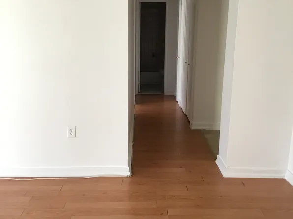 4410 Briarwood Ct N APT 9, Annandale, VA 22003