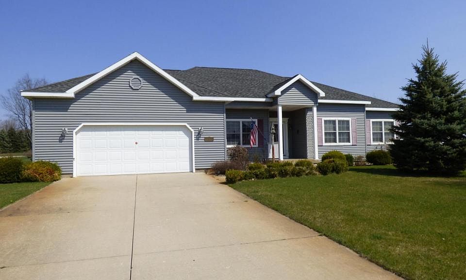 1st image of 29350 Saddlebred Ln