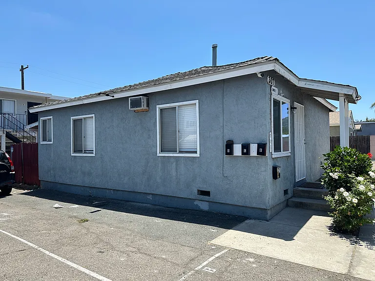 307 Millar Ave #A — Photo 7