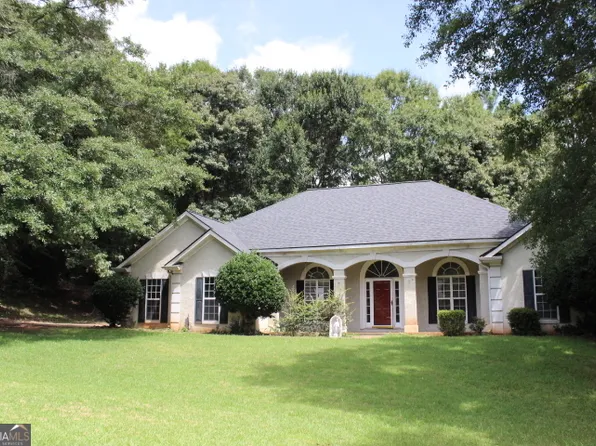 202 Foxdale Ct, Lagrange, GA 30240