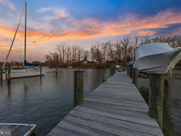 705 Red Cedar Rd, Annapolis, MD 21409