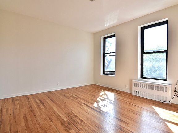 3rd image of 2363 7th Ave APT 3G