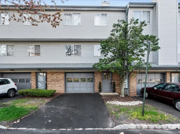 602 Orchard Meadows Dr North, Union Twp., NJ 07083