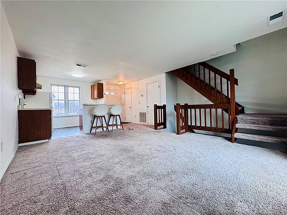 5th image of 2181 Chapel Dr