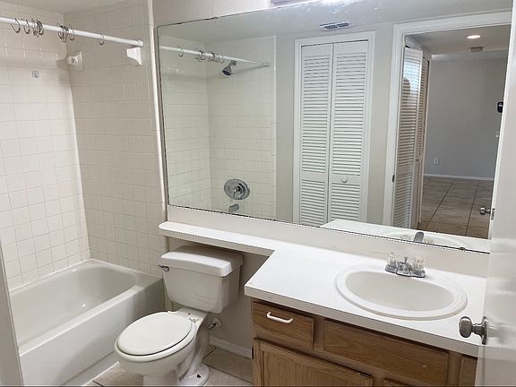 4th image of 10861 Windsor Walk Dr #7207