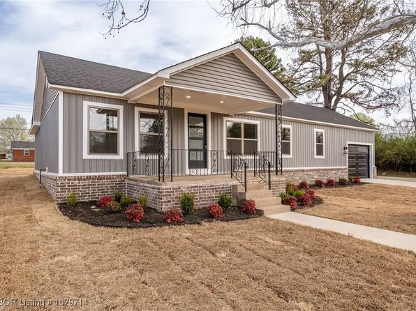 1100 B St, Barling, AR 72923