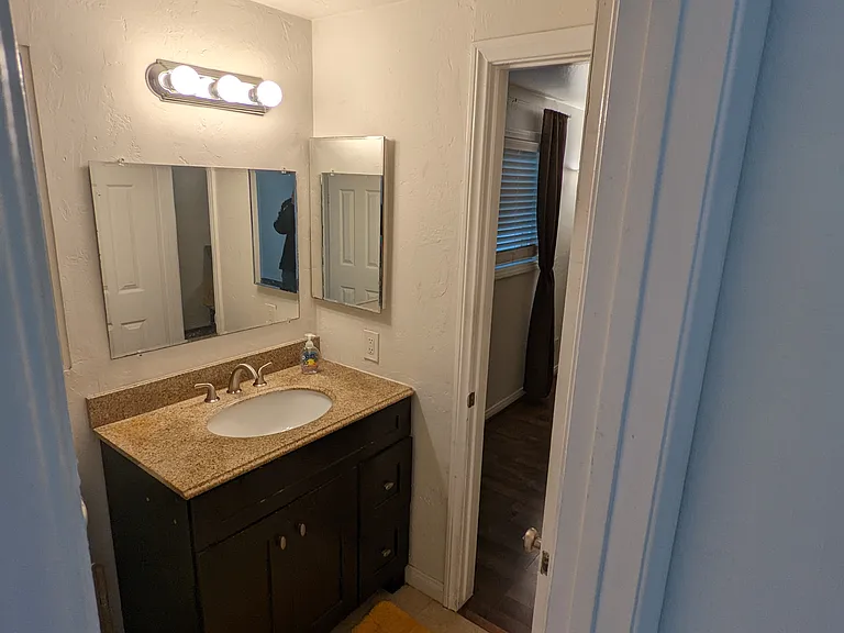 Highland Dr — Photo 11