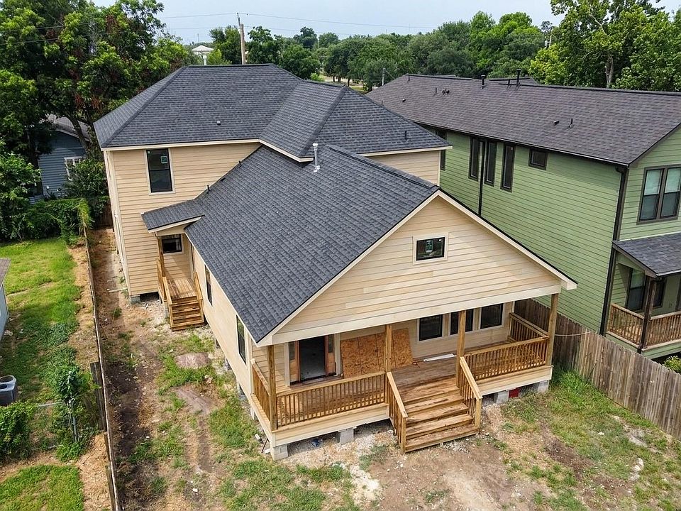 1st image of 4539 Walker St