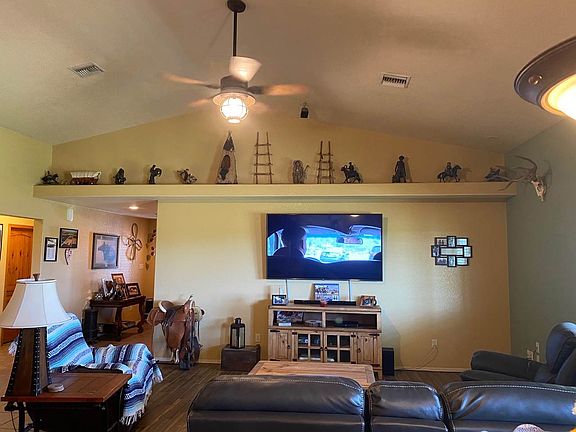 3rd image of 2121 E County Road 17