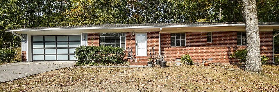 1st image of 2407 Walnut Dr NW