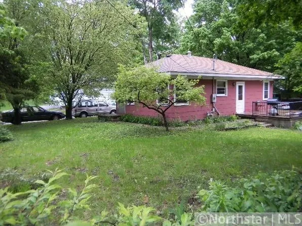 21155 Minnetonka Blvd, Shorewood, MN 55331