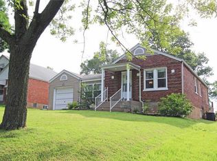 8920 Kidder Ave, Saint Louis, MO 63123