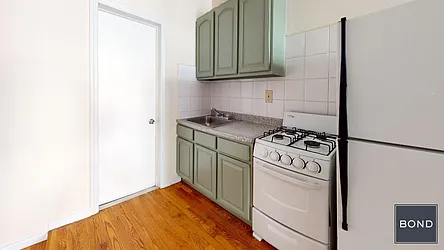 Rented by Bond New York