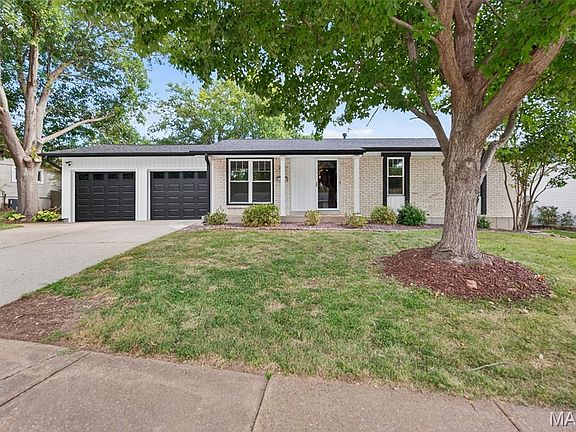 2nd image of 1925 Flordawn Dr
