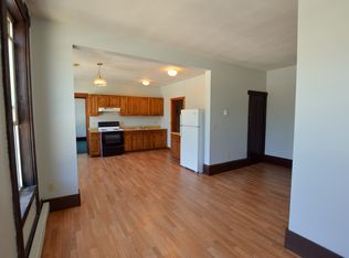 160 Main St APT 3, Ludlow, VT 05149