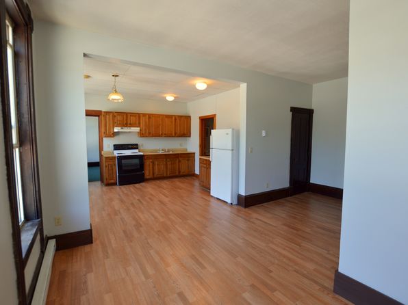 160 Main St APT 3
