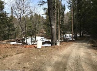 8 Nonesuch Rd, Saco, ME 04072