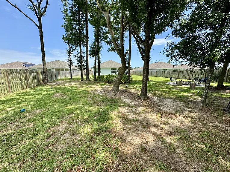 7569 Steeplechase Blvd — Photo 28