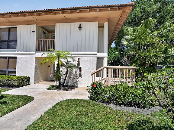 3rd image of 368 Brackenwood Cir