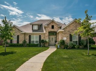 6711 Blossom Ct, Amarillo, TX 79124