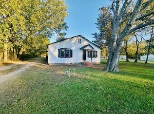 106 S College St, Mill Creek, OK 74856