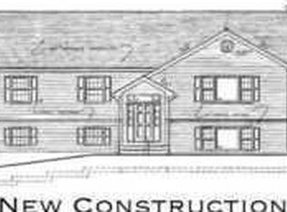 16 Houston Ave, Middletown, NY 10940