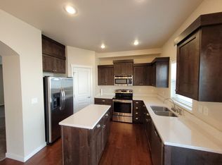 8717 W Pine Valley Ln, Boise, ID 83709