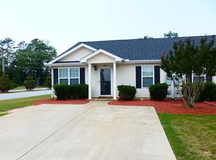 201 Shamrock Dr, Greenwood, SC 29649