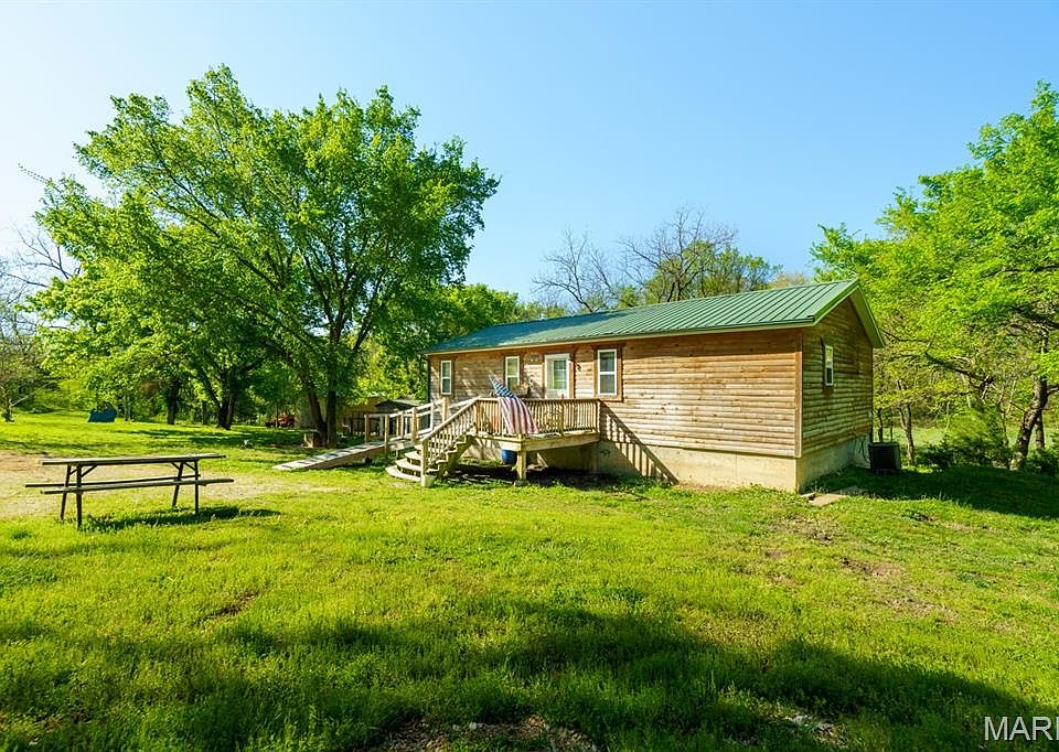 1st image of 132 Tara Ln