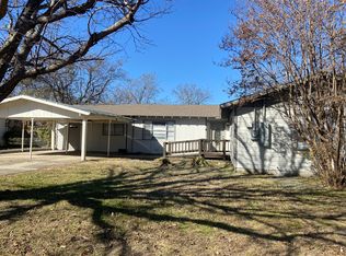 935 W Park St, Stephenville, TX 76401