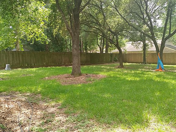 2nd image of 15603 Lago Villa Dr