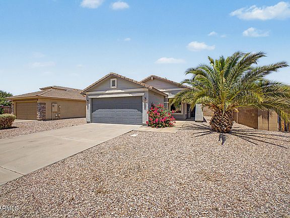 3rd image of 2488 W SAWTOOTH Way