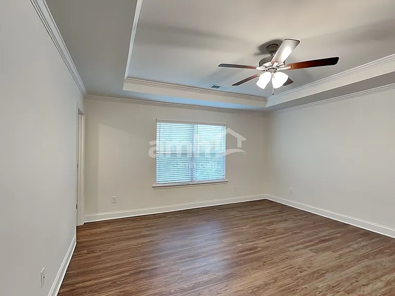5020 Hudson Valley Dr — Photo 13