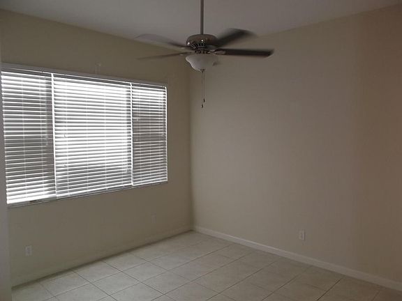 4th image of 2890 SW Cedar Dunes Dr