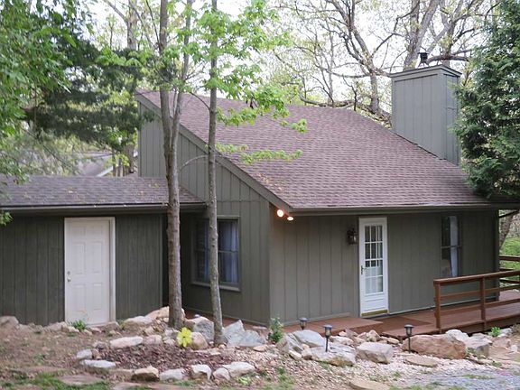 3rd image of 266 Inglewood Ct