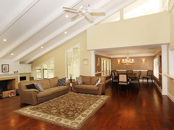 4th image of 5951 SW 37th Ter