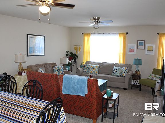 4th image of 956 Summerton Dr