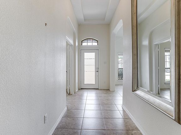 5th image of 5 Duskview Ln
