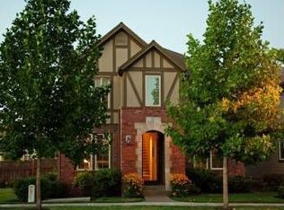 28695 SW Costa Cir E, Wilsonville, OR