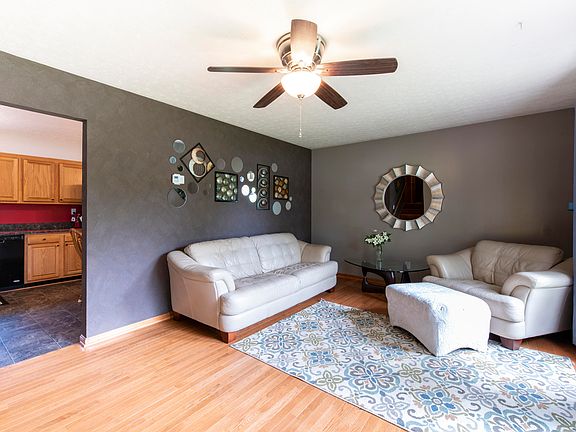 4th image of 5303 Lansford Ct